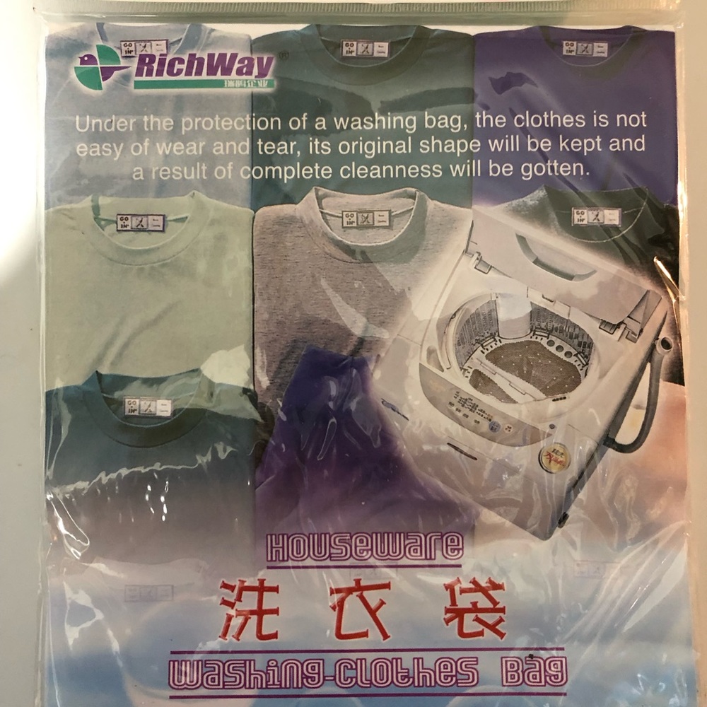 Laundry bag free with purchase